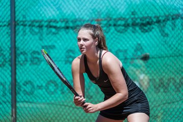 Bild 221 - VfL Westercelle - Rahlstedter HTC : Ergebnis: 2:7